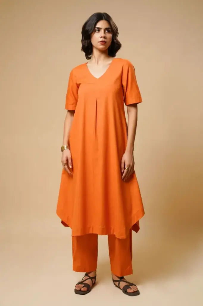 V-NECK CENTER PLAETED KURTA SET (ORANGE)